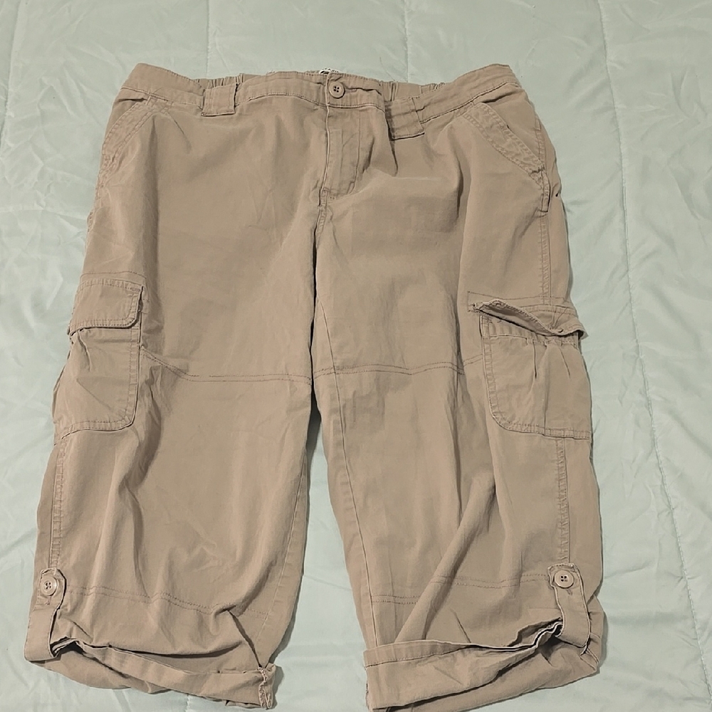 Tan Cargo Capris